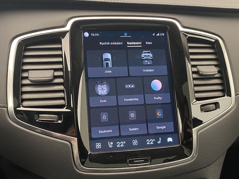 Volvo XC90 B5 AWD BRIGHT ULTIMATE AUT 7m - fotka 47 z 56