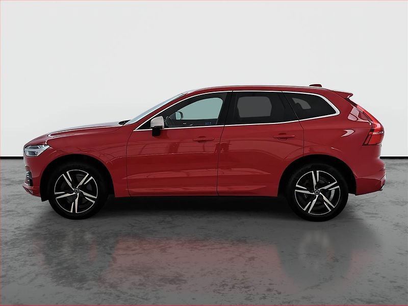 Volvo XC60 (2018) R-Design T5 AWD - fotka 3 z 21
