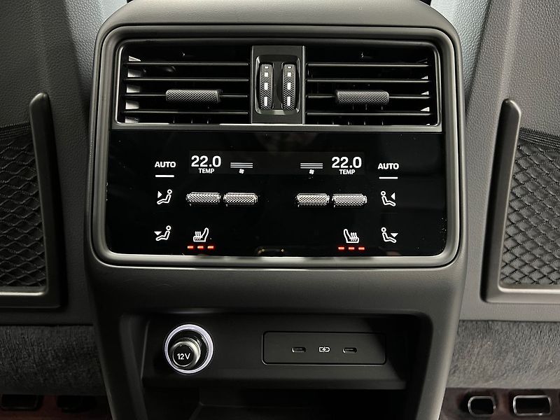 Porsche Cayenne S V8 AWD SPORT DESIGN, VZDUCH - fotka 35 z 39