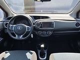 Toyota Yaris 1.0i,ČR-1.maj,Active,nová STK - náhled 11