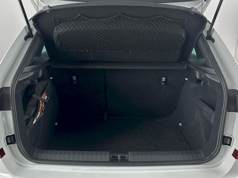Škoda Kamiq (2025) DSG 1.0TSI 85kW Monte Carlo - fotka 30 z 33
