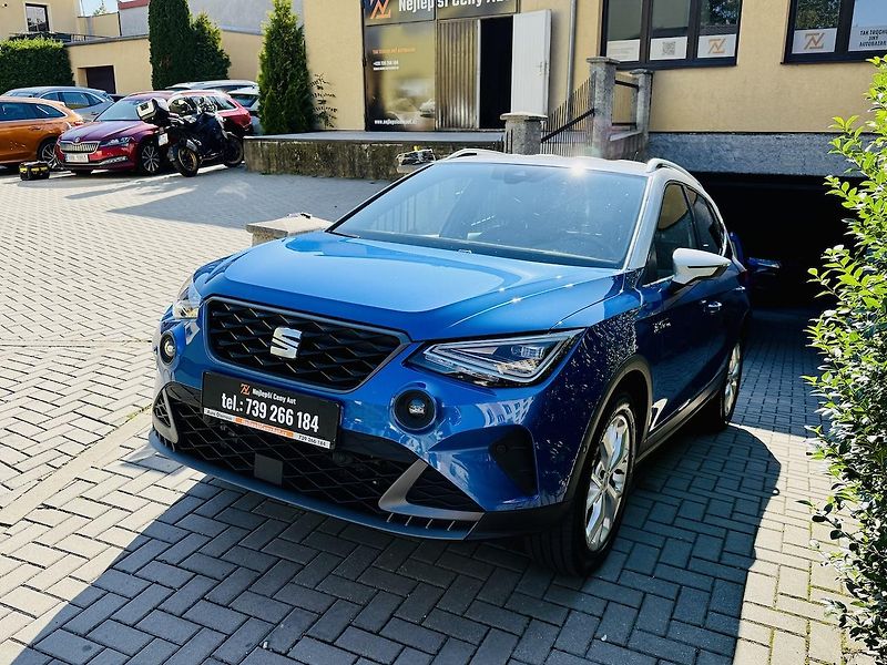 Seat Arona (2023) 1.0TSi 81kW FR aut.parkovaní - fotka 11 z 18
