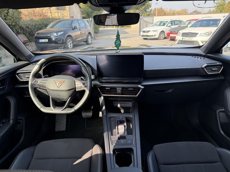 Cupra Formentor 1.4 TSI 110 kW - fotka 10 z 17