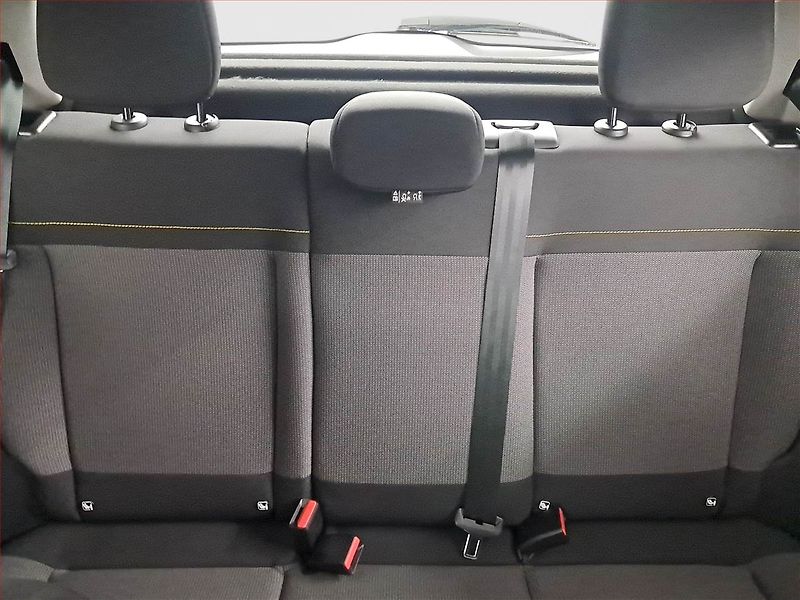 Citroën C3 (2023) 1.2 PureTech, ČR,1.maj - fotka 10 z 18