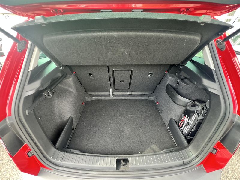 Škoda Karoq Style+ 1.5TSi 110kw PŮVOD ČR - fotka 31 z 46