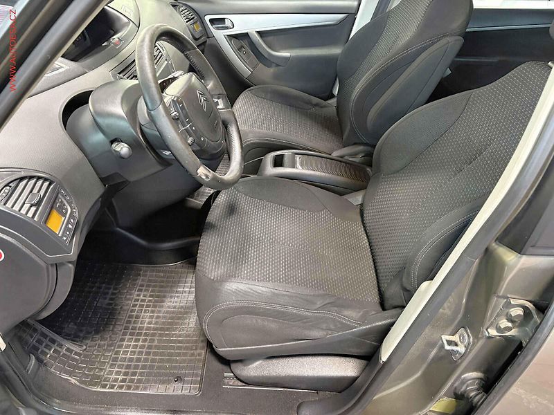 Citroën C4 Picasso (2009) 1.6 HDI, autoAC, temp - fotka 9 z 17