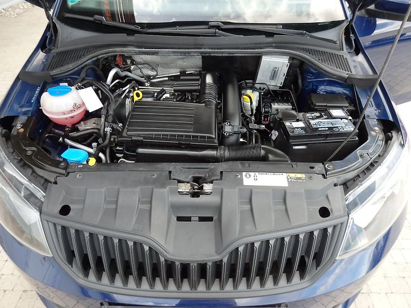Škoda Fabia 1.2 TSI KLIMATIZACE, 6x AIRBAG - fotka 15 z 16