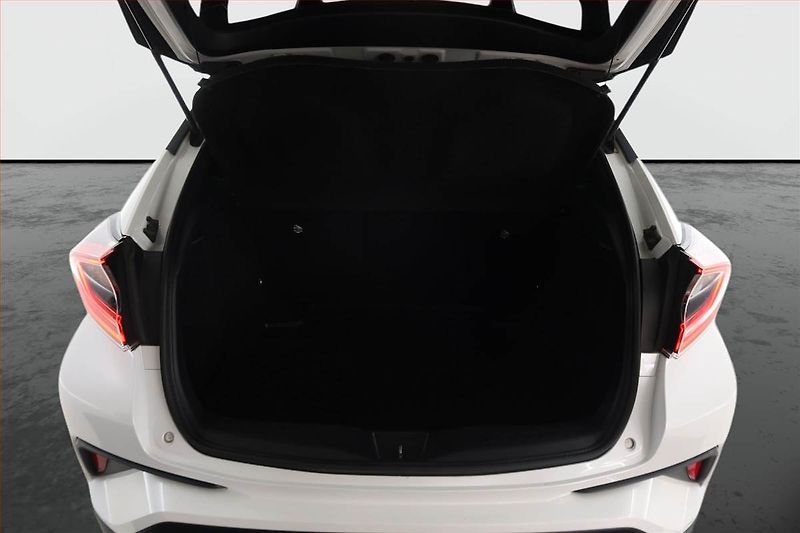 Toyota C-HR (2017) 1.8 Hybrid, Automat - fotka 14 z 20