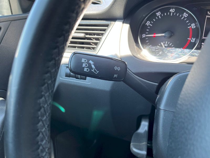 Škoda Rapid (2015) 1.2 TSI 81kW Ambition - fotka 13 z 26