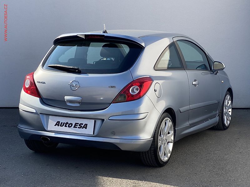 Opel Corsa (2007) 1.6 T, GSI - fotka 4 z 16
