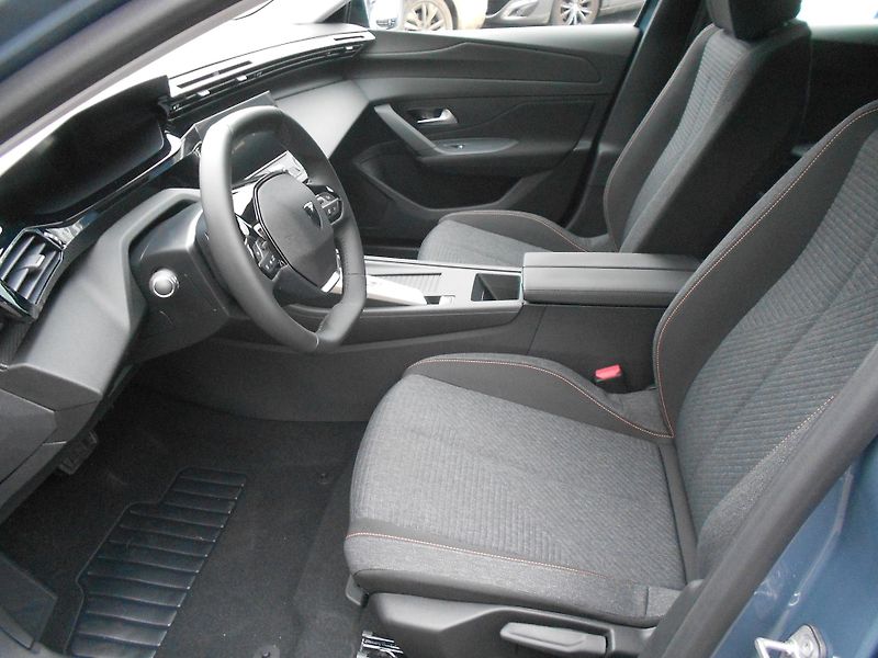 Peugeot 308 SW STYLE BlueHDi 130 S&S EAT8 - fotka 5 z 9