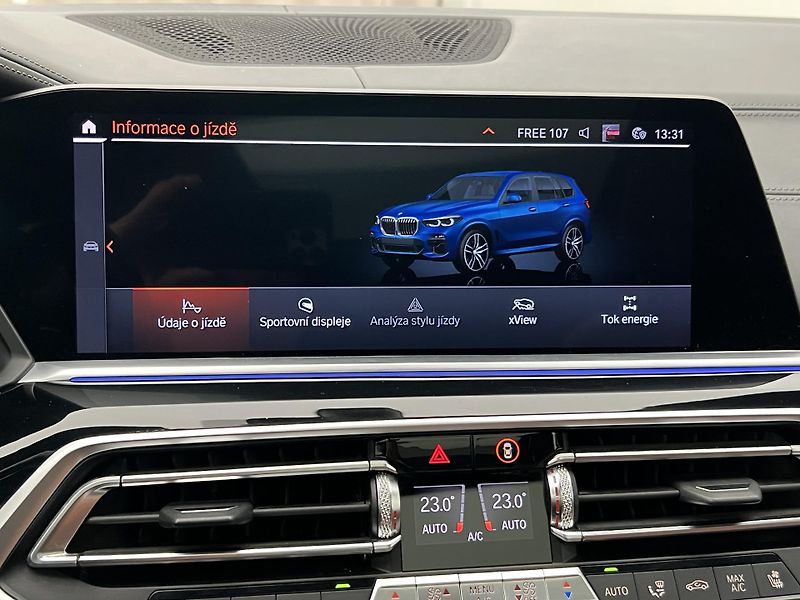 BMW X5 XDrive 30d M-Paket AUT CZ - fotka 35 z 54