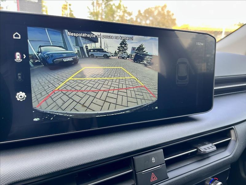Kia XCeed (2026) 1,0 T-GDI  SPIN - fotka 25 z 25