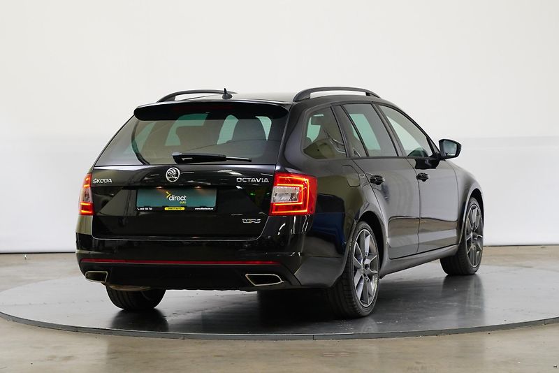 Škoda Octavia - fotka 2 z 27