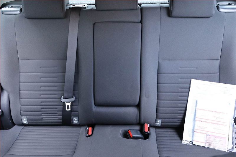Toyota Auris (2018) 1.6 Valvematic, Serv.kniha - fotka 10 z 24