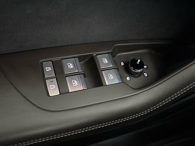 Audi A6 Allroad Kombi quattro 0 - fotka 21 z 30