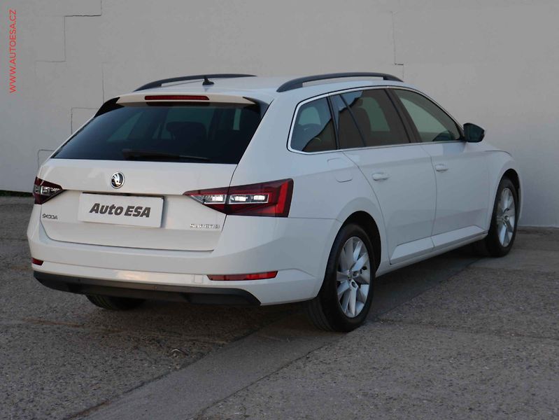Škoda Superb (2017) 2.0 TDi, 2.maj,ČR, Bixen - fotka 6 z 18