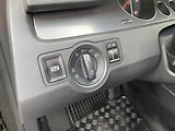 Volkswagen Passat (2008) 1.9 TDi, Trendline, AC - náhled 16
