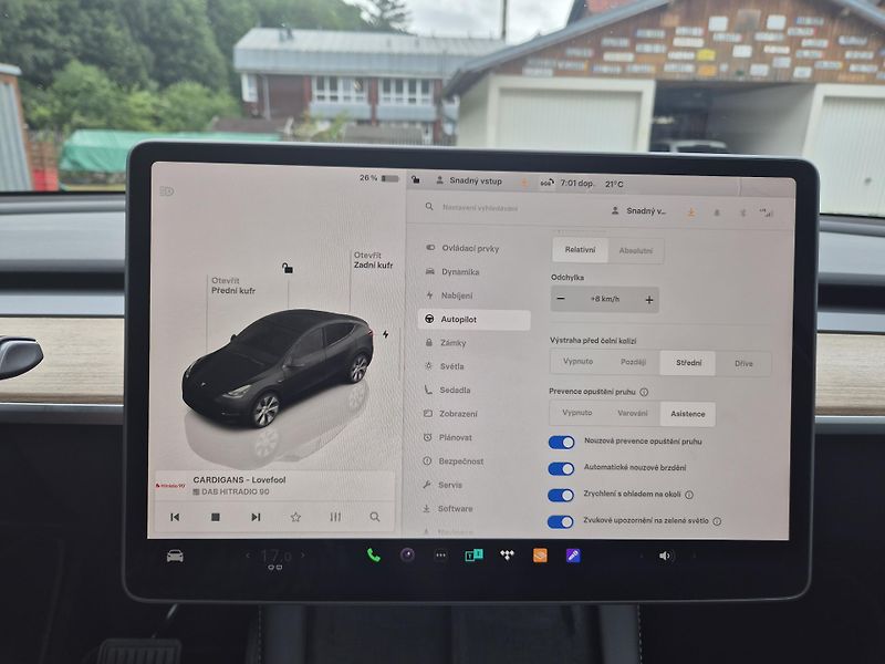 Tesla Model Y LONG RANGE DUAL MOTOR TZ 89 % - fotka 23 z 48