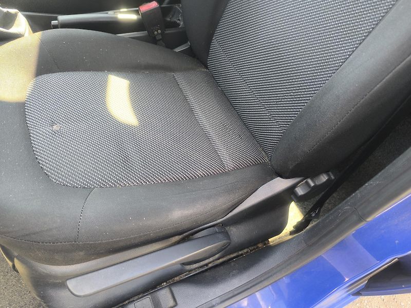 Škoda Fabia 1,9TDI,125T.KM,SERVISKA,VÝBAVA - fotka 18 z 24