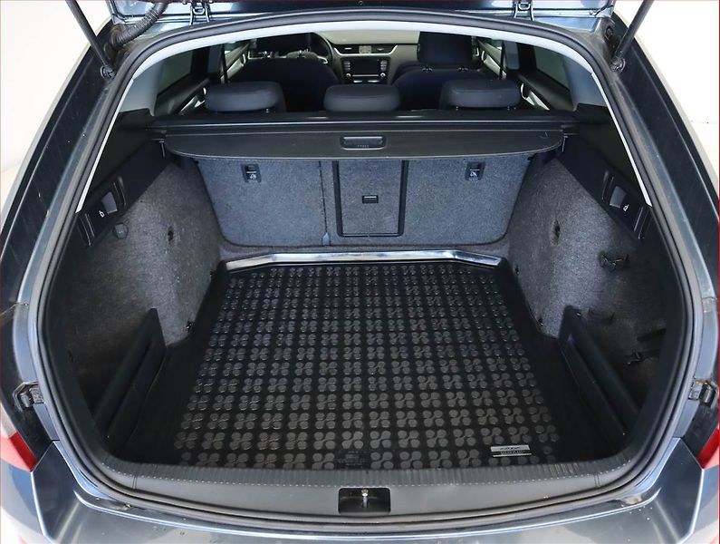 Škoda Octavia (2015) 2.0 TDI, Tempomat - fotka 14 z 18