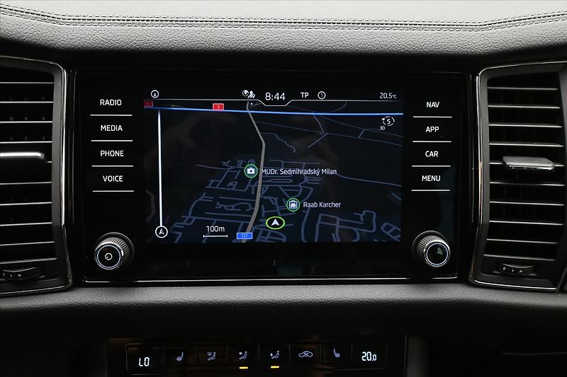 Škoda Kodiaq 1,5 TSI 110 kW DSG Ambition Zá - fotka 20 z 31