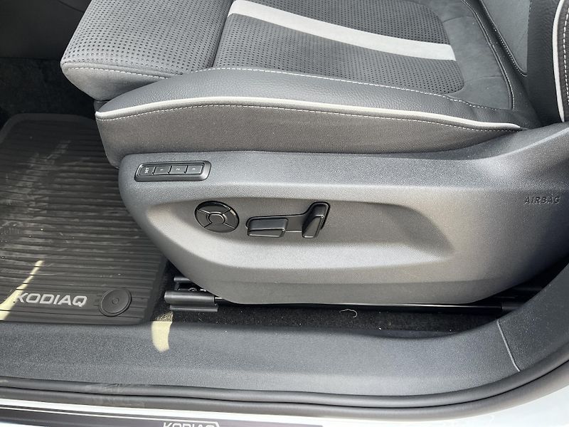 Škoda Kodiaq SPORTLINE 2.0TDI 142kW 4X4 - fotka 27 z 27