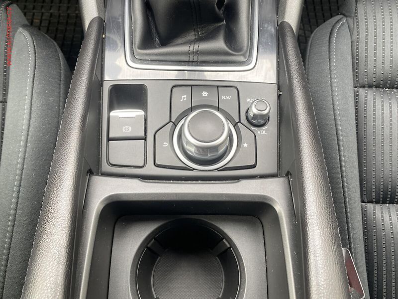 Mazda 6 (2017) 2.0, Nakama, LED, kamera - fotka 13 z 19