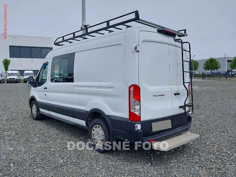 Ford Transit (2021) 2.0TDCi L3H2 6míst, Trend - fotka 6 z 15
