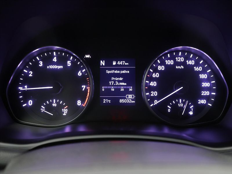 Hyundai i30 1,5 T-GDI Mild Hyb Smart - fotka 16 z 32