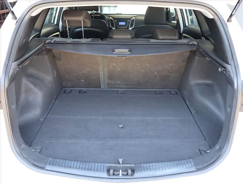 Hyundai i30 (2017) 1.6 CRDi, Automat, Serv.kniha - fotka 13 z 14