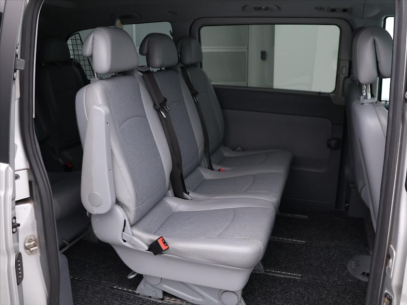 Mercedes-Benz Viano 2,2 CDI 110kW Aut. L CZ 7-Míst - fotka 13 z 32