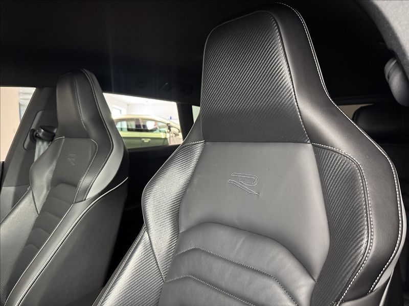 Volkswagen Arteon Shooting Brake 1,4 TSi  DSG eHybrid R-line 36 - fotka 46 z 48