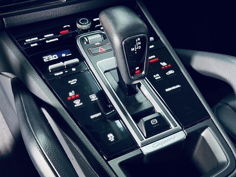 Porsche Cayenne (2022) 3.0*V6*OFFROAD*TOP - fotka 21 z 38