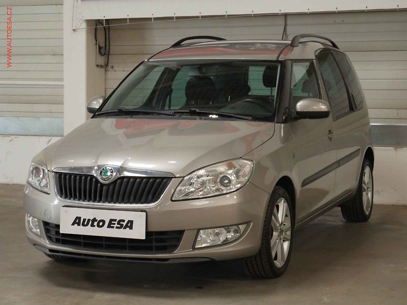 Škoda Roomster (2011) 1.2 TSi, 2.maj,ČR, servis - fotka 3 z 17