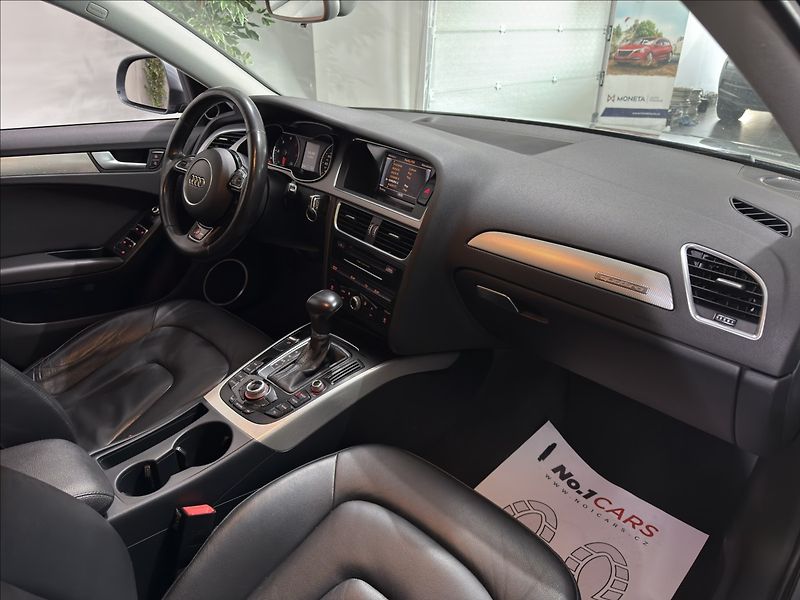 Audi A4 Allroad 3,0   TDI AT 180KW B&O BI-XEN - fotka 19 z 32