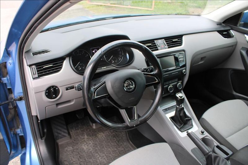 Škoda Octavia 1,4 TSi  1.maj., ČR, CNG, TOP - fotka 10 z 25