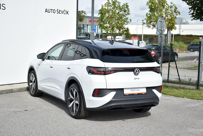 Volkswagen ID.4 (2023) GTX 220 kW 4x4 - fotka 11 z 33