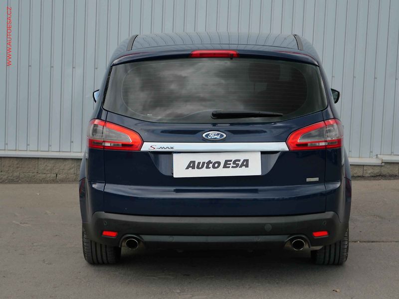 Ford S-MAX (2014) 2.0EB, Xenon - fotka 5 z 20