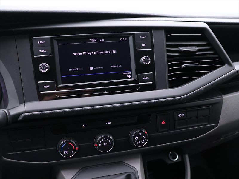 Volkswagen Transporter 2,0 TDI 110kW DSG Klima Tažné - fotka 14 z 26