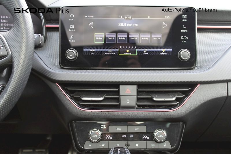 Škoda Kamiq (2025) Monte Carlo 1.5TSI / 110kW 7°D - fotka 14 z 25