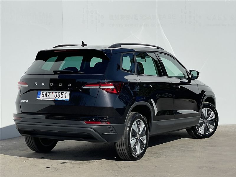 Škoda Karoq 2,0 TDI DSG Style Plus - fotka 3 z 25