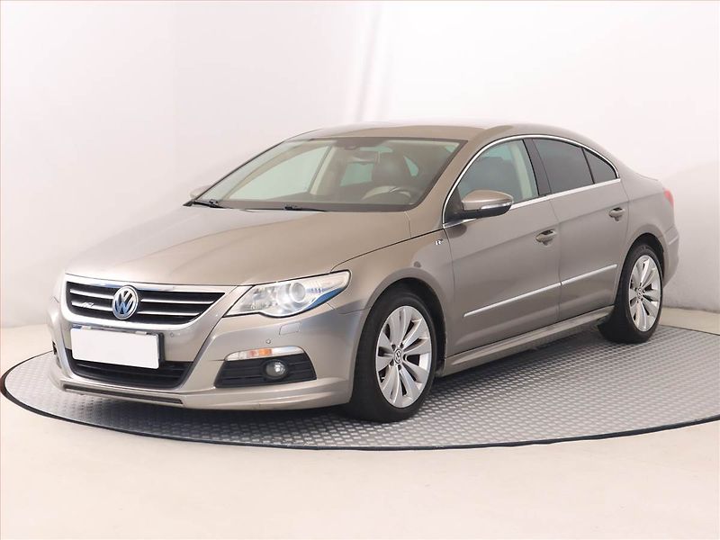 Volkswagen Passat CC (2012) 2.0 TDI, Automat, Xenony - fotka 2 z 19