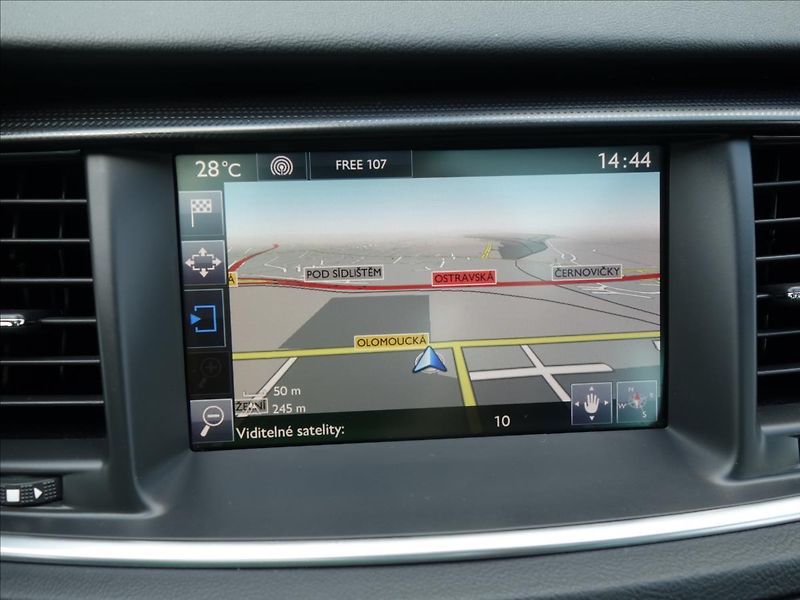 Peugeot 508 2,0 133kW ALLURE AUTOMAT - fotka 19 z 33