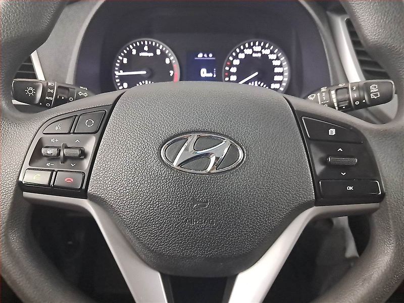 Hyundai Tucson (2016) 1.6 GDI, Park. senzory - fotka 14 z 19