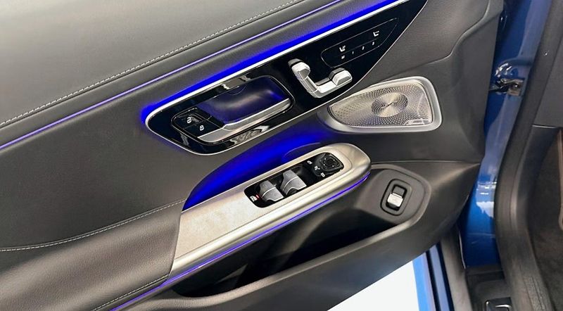 Mercedes-Benz CLE 200 AMG 360k Keyless Ambient  - fotka 7 z 12