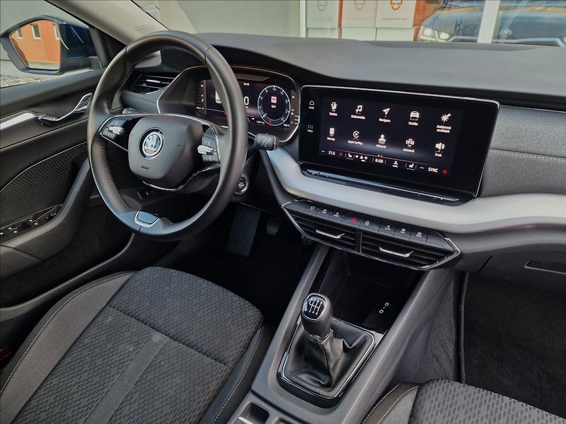 Škoda Octavia 2.0TDI 110kW Style Combi,1Maj - fotka 39 z 50