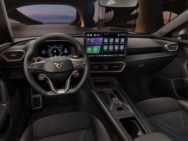 Cupra Leon 2.0TSI 221kW DSG - fotka 12 z 13