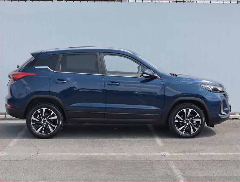 BAIC BJ30 (2025) 1.5T, Serv.kniha, Kůže, Navi - fotka 6 z 19