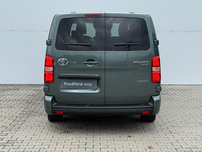 Toyota ProAce Verso BEV 75kWh Business Comfort L2 - fotka 9 z 29